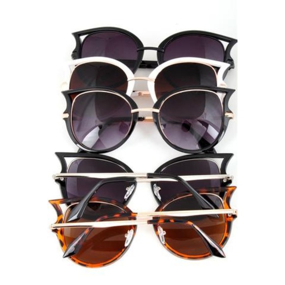 Spitfire 'White' Fashion Sunglasses - Picture 8 of 8